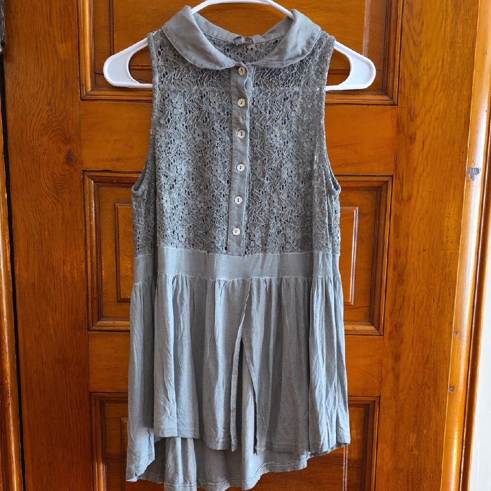 POL Sleeveless Lace Panel Collared Tunic - Dusty Sage